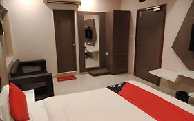 Hotel Airport Inn One